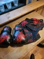 Leuk setje voor kind bokshandschoenen en broekje Joya, Ophalen of Verzenden, Zo goed als nieuw, Bokshandschoenen
