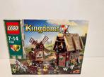 Lego 7189 Kingdoms Overval op Molendorp, Kinderen en Baby's, Speelgoed | Duplo en Lego, Ophalen, Nieuw