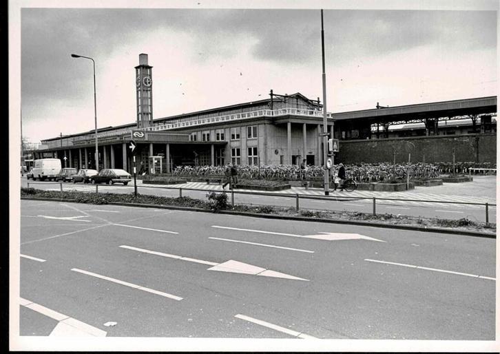 NS Station Hengelo Spoorwegen Treinfoto, Verzamelen, Spoorwegen en Tramwegen, Nieuw, Trein, Overige typen, Verzenden