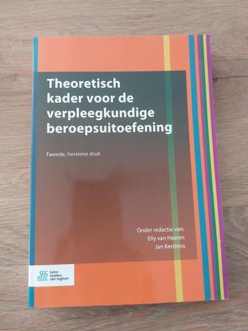 Theoretisch kader voor de verpleegkundige beroepsuitoefening beschikbaar voor biedingen