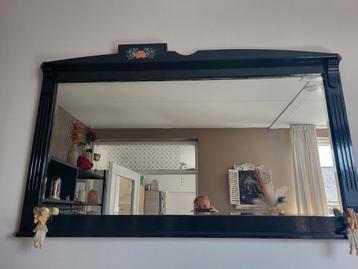 Grote mooie spiegel. beschikbaar voor biedingen
