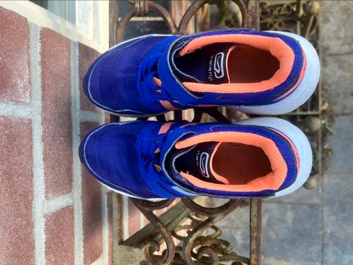 Decathlon sportschoenen paars maat 33, Kinderen en Baby's, Kinderkleding | Schoenen en Sokken, Zo goed als nieuw, Sportschoenen