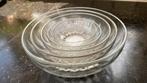 <Nest schalen met parelrand 5 st.>, Ophalen of Verzenden