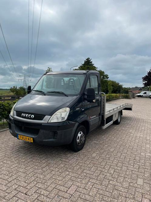 Iveco Daily 40C12 Euro 4 LD 2011 Zwart oprijwagen ., Auto's, Bestelauto's, Bedrijf, Iveco, Diesel, Handgeschakeld, Origineel Nederlands