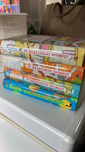 3 hardcovers de Waanzinnige boomhut beschikbaar voor biedingen