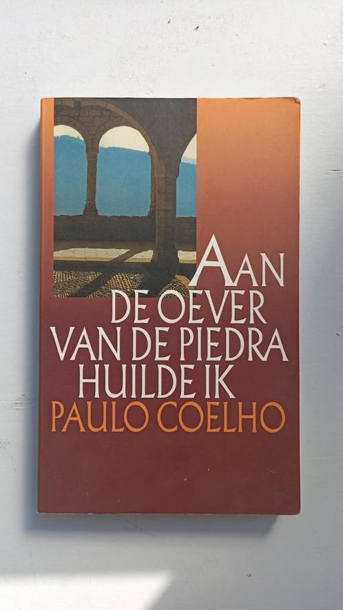 Paulo Coelho - Aan de oever van de Piedra huilde ik, Boeken, Literatuur, Zo goed als nieuw, Nederland, Ophalen