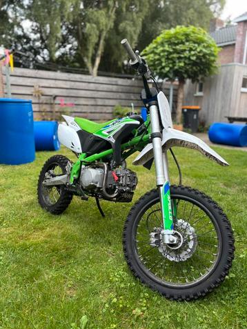 Pitbike 140cc beschikbaar voor biedingen