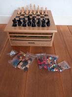 Spellen box o.a schaak en backgammon., Gebruikt, Ophalen of Verzenden