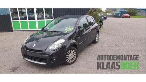 Voorbumper van een Renault Clio, Auto-onderdelen, Carrosserie en Plaatwerk, Bumper, Renault, Gebruikt, 6 maanden garantie, 12 maanden garantie