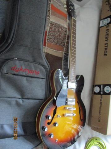 Gitaar Epiphone linkshandig met toebehoren beschikbaar voor biedingen