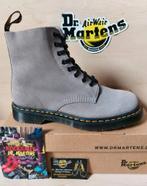 Dr. Martens 1460 Pascal, Zinc Grey Suède Maat: 45 UK10, Kleding | Heren, Schoenen, Nieuw, Ophalen of Verzenden, Dr. Martens, Veterschoenen