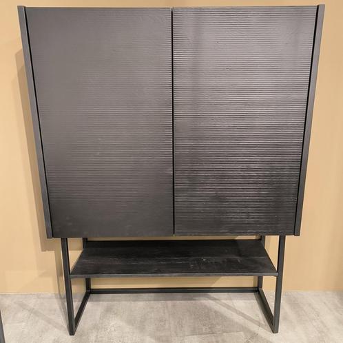 NIEUW: Xooon Highboard Carving 120 Cm Zwart, Huis en Inrichting, Kasten | Wandmeubels, Nieuw, 150 tot 200 cm, Minder dan 150 cm