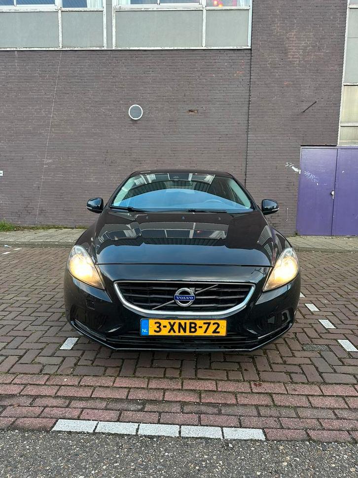 Volvo V40 2.0 D4 190PK 2014 Zwart, Auto's, Volvo, Particulier, V40, Diesel, A, Hatchback, Handgeschakeld, Origineel Nederlands