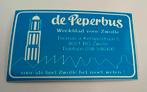 Sticker de Peperbus Weekblad voor Zwolle (2), Ophalen of Verzenden, Nieuw, Bedrijf of Vereniging