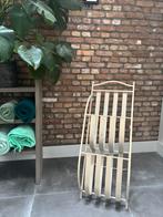 Gietijzeren krantenmand, Ophalen, Zo goed als nieuw