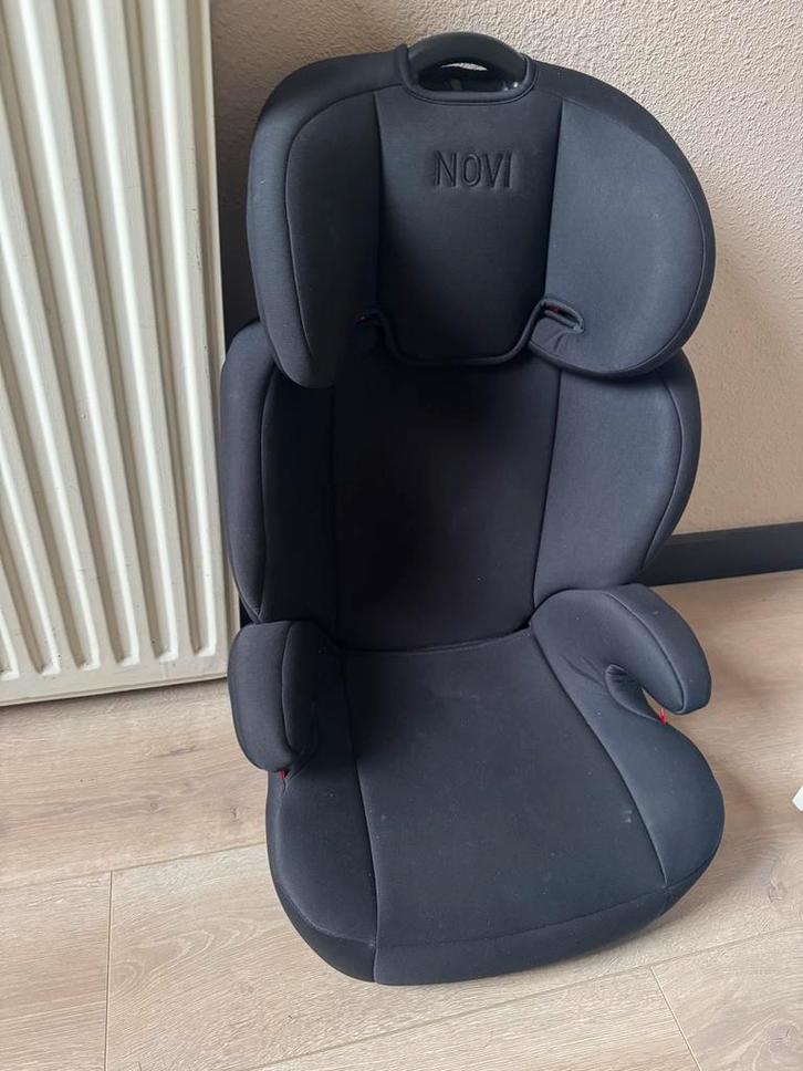 autostoel - Bieden!, Kinderen en Baby's, Autostoeltjes, Nieuw, Overige merken, 9 t/m 36 kg, Autogordel, Verstelbare rugleuning