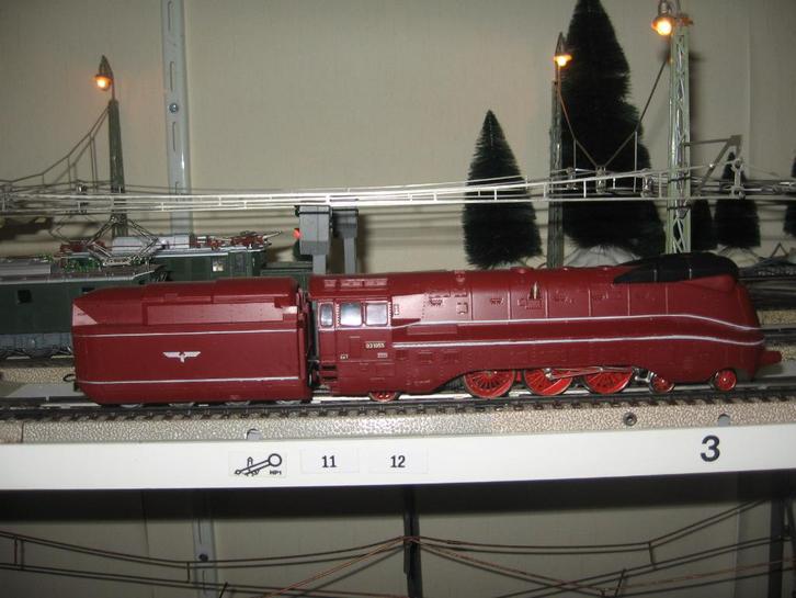 MARKLIN 3089 Gestroomlijnde stomer/tender seie 03 DRG , ovp, Hobby en Vrije tijd, Modeltreinen | H0, Zo goed als nieuw, Locomotief