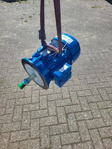 Nieuwe Vem grote elektromotor 7,5 / 9 kw beschikbaar voor biedingen