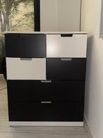 GRATIS ikea ladekast zwart/wit, Huis en Inrichting, Kasten | Ladekasten, Ophalen, Gebruikt, 5 laden of meer, 50 tot 100 cm