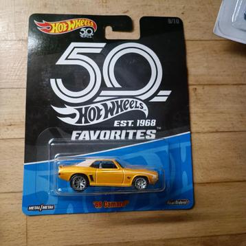 Hot Wheels PREMIUM 50TH FAVORITES '69 CAMARO beschikbaar voor biedingen