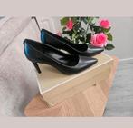 Michael Kors Pumps, Kleding | Dames, Schoenen, Ophalen of Verzenden, Zo goed als nieuw, Zwart