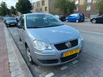 Volkswagen Polo 1.2 51KW 2007 Grijs, Auto's, Voorwielaandrijving, 540 kg, 1198 cc, Origineel Nederlands