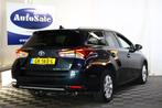 Toyota Auris Touring Sports 1.8 Hybrid PANO NAVI CAMERA LEDE, Auto's, 65 €/maand, 136 pk, Leder en Stof, Origineel Nederlands