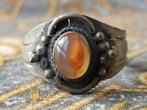 Wit brons met een steen mooie oude ring uit Nepal 2,6 cm., Antiek en Kunst, Antiek | Woonaccessoires, Ophalen of Verzenden