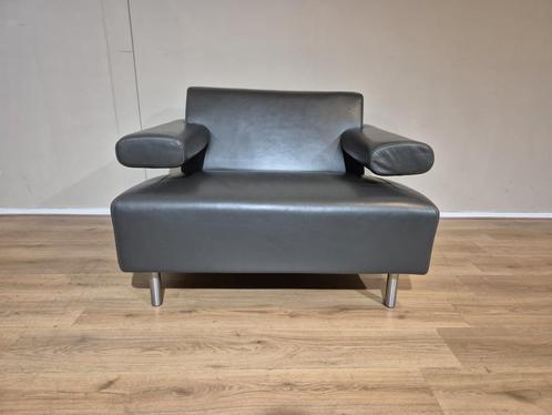 Havee Cloak - Loveseat - Antraciet - Leder - Design - ZGAN, Huis en Inrichting, Stoelen, Zo goed als nieuw, Eén, Leer, Metaal