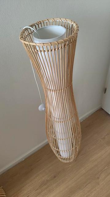 bamboe vloerlamp 75 cm hoog beschikbaar voor biedingen