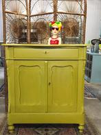 Brocante kast, meidenkast, Huis en Inrichting, Ophalen, Gebruikt, Baambrugge, Info@babuschka.nl