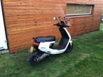 Niu Brommer Scooter - 45km, Fietsen en Brommers, Ophalen, Maximaal 45 km/u, Elektrisch, Gebruikt