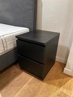IKEA nachtkastje MALM zwartbruin, Huis en Inrichting, Slaapkamer | Nachtkastjes, Ophalen, Zo goed als nieuw, Minder dan 45 cm