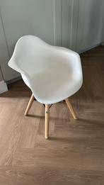 Witte Kinderstoel Zo Goed Als Nieuw, Ophalen, Kunststof, Wit, Zo goed als nieuw