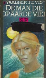 Walker Tevis - De man die op aarde viel, Ophalen of Verzenden, Gelezen