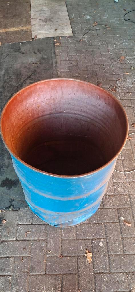 8 stooktonnen (200L & 60L) - €10 per stuk, Tuin en Terras, Bloempotten, Gebruikt, Metaal, Tuin, 70 cm of meer, 40 cm of meer, Rond