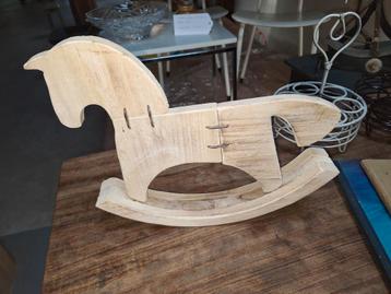 Mooie houten paard  - decoratie  beschikbaar voor biedingen