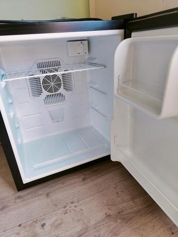 Mini Koelkast - Schoon en Netjes - Benschop beschikbaar voor biedingen
