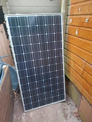 Zonnenpanelen 190 wp 16 stuks  beschikbaar voor biedingen