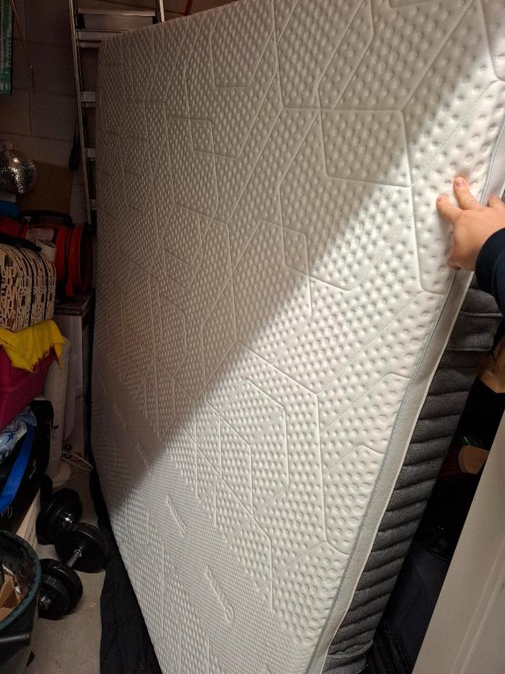 Ema matras Deluxe Body Adapt- Hybrid / 180 x 200 cm, Huis en Inrichting, Slaapkamer | Matrassen en Bedbodems, Zo goed als nieuw