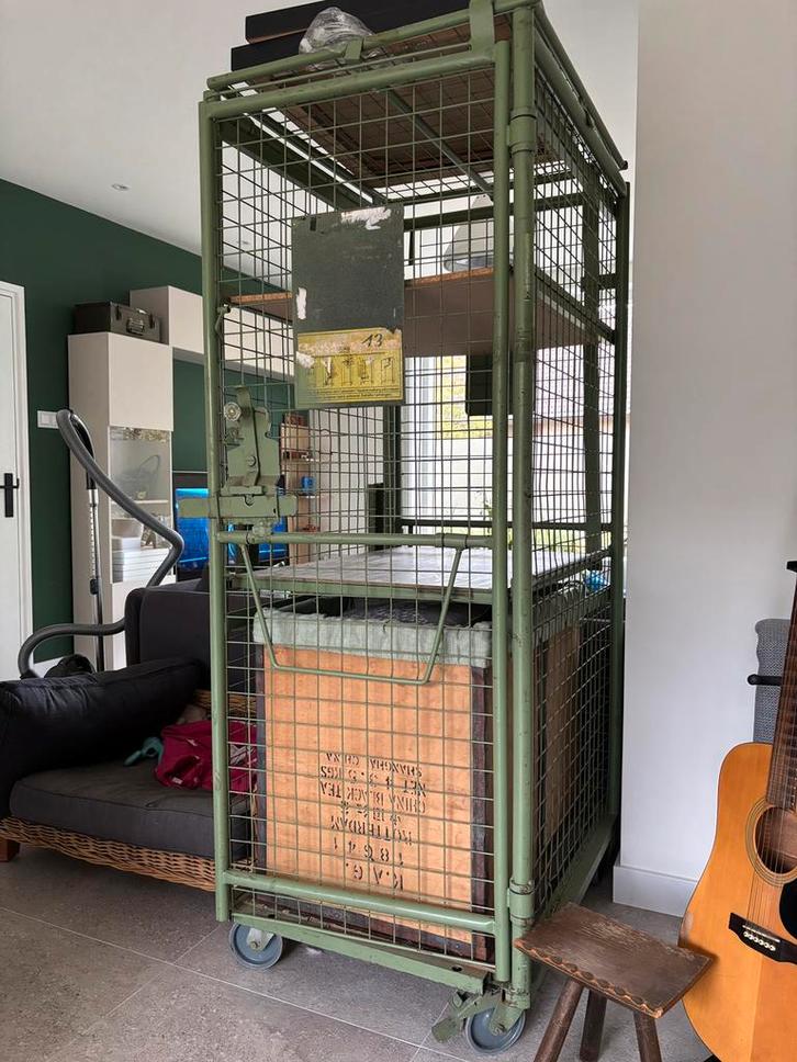 Originele industriële groene rolkar rolkast kast, Huis en Inrichting, Kasten | Overige, Zo goed als nieuw, Ophalen