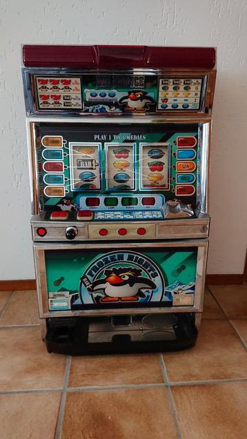 Pachinko frozen nights gokkast  beschikbaar voor biedingen