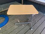 Bijzettafel inklapbaar en in hoogte verstelbaar op wielen, Ophalen of Verzenden, Zo goed als nieuw, Rechthoekig, 60 cm of meer