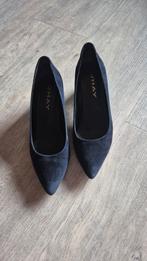 Jhay pumps suede donker blauw mt 40, Pumps, Blauw, Ophalen of Verzenden, Zo goed als nieuw