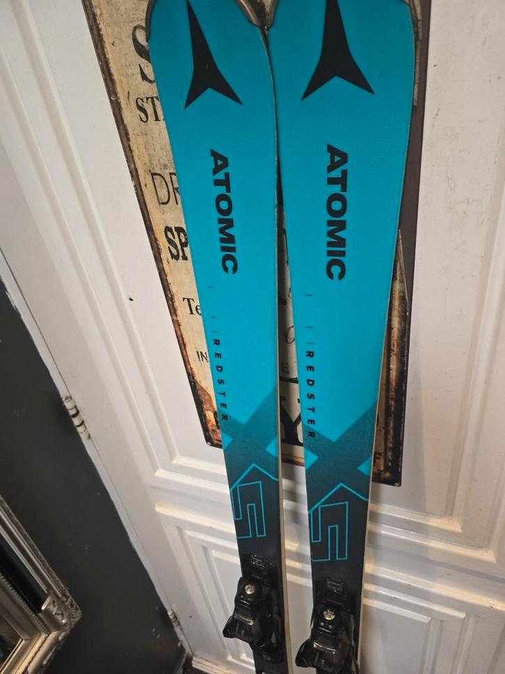 168cm ATOMIC REDSTER X5 TITANIUM WOODCORE 24/25, Sport en Fitness, Skiën en Langlaufen, Gebruikt, Ski's, Skiën, Atomic, Carve
