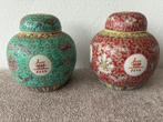 Twee Chinese Wan Shou gemberpotten, Ophalen