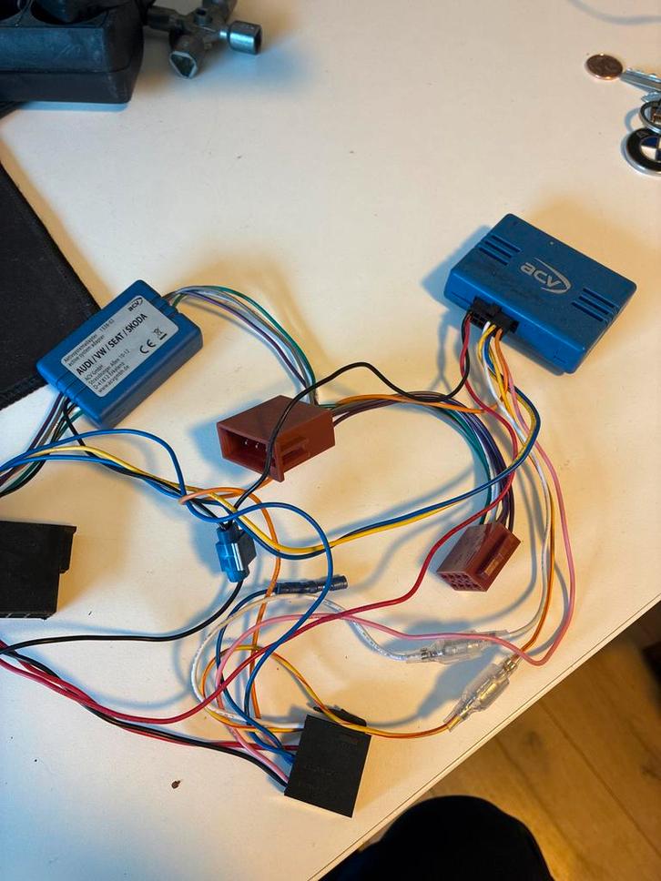 CAN-bus Adapter Audi VW Skoda Seat ISO Radio, Auto diversen, Autoradio's, Zo goed als nieuw, Ophalen of Verzenden