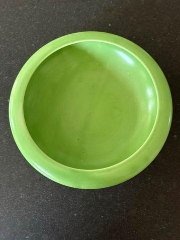 Vintage Groene Schaal beschikbaar voor biedingen