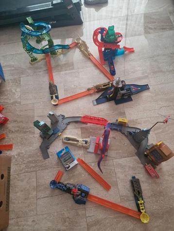 Hotwheels oa , Dino,  politie,  Color splash auto's  beschikbaar voor biedingen