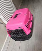 ALS NIEUW Kunstof Fuchsia Roze/Zwart Transportbox / Reismand, Dieren en Toebehoren, Kattenmanden, Ophalen of Verzenden, Zo goed als nieuw